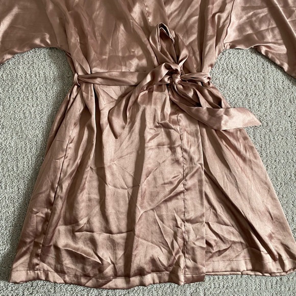 Victoria’s Secret Robe - Picture 3 of 4